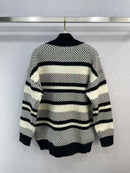 New logo contrast stripes fashionable loose sweater