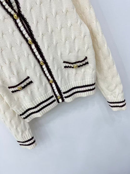 New long sleeve knit