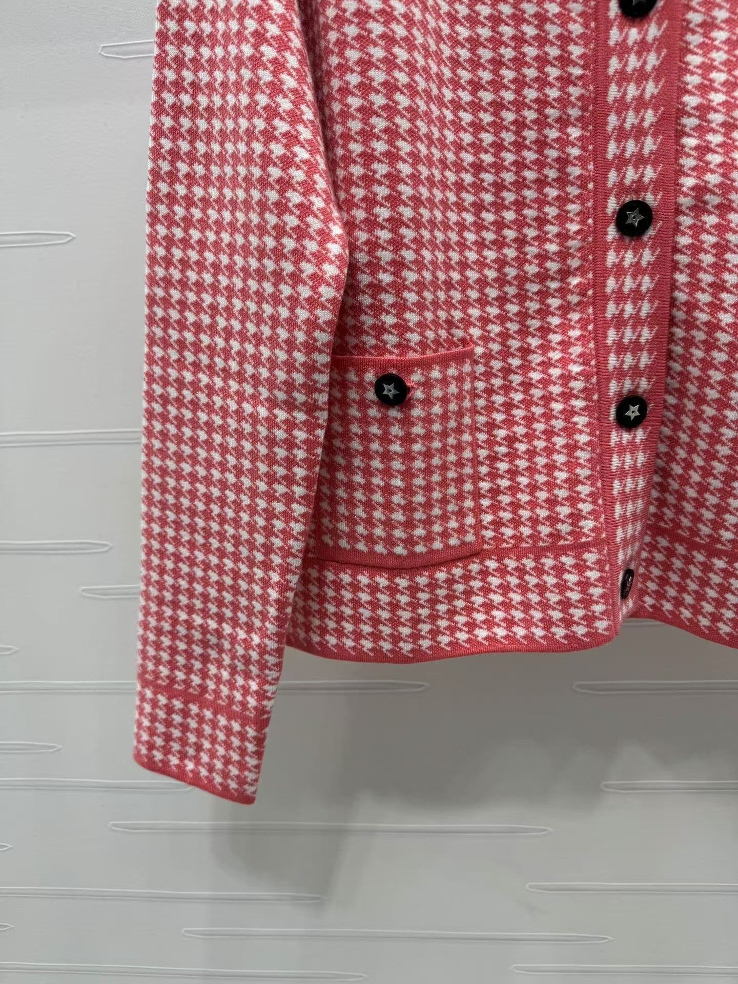 New checkered knitted jacket