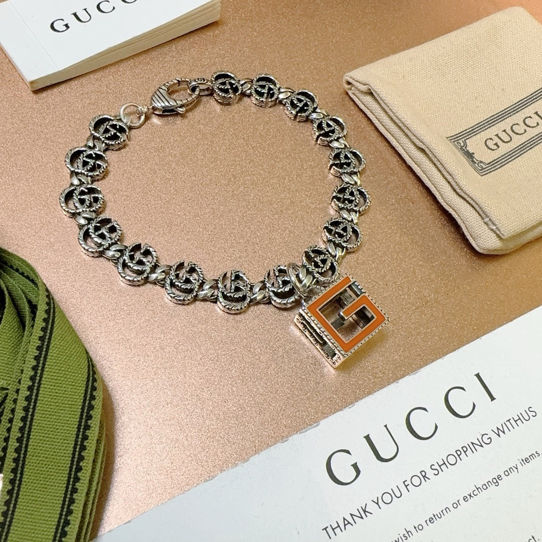 gucc Bracelet.