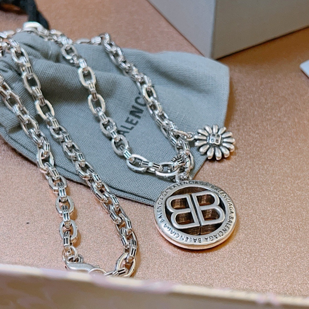 Balenciaga  NECKLACE