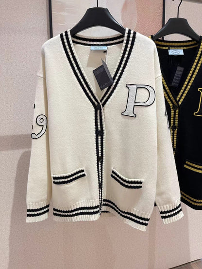 New Thickened Letter Logo Knitted Cardigan