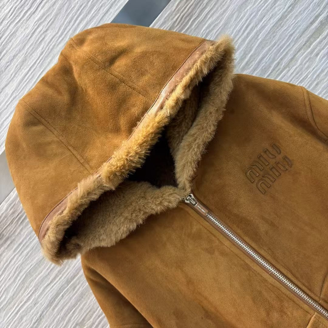 New hooded suede jacket