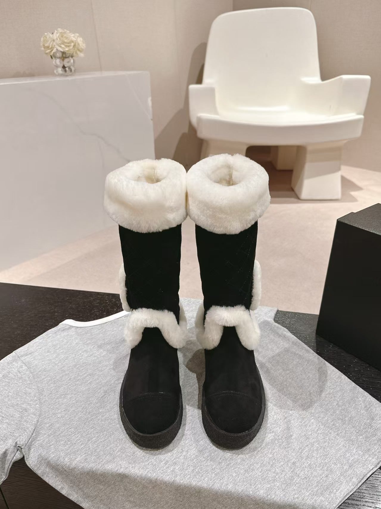 New Logo Plush Boots