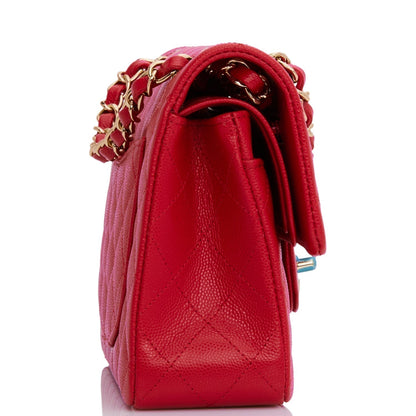 Small Classic Double Flap Red Caviar Light Gold Hardware（15.5×25.5×6.5cm）