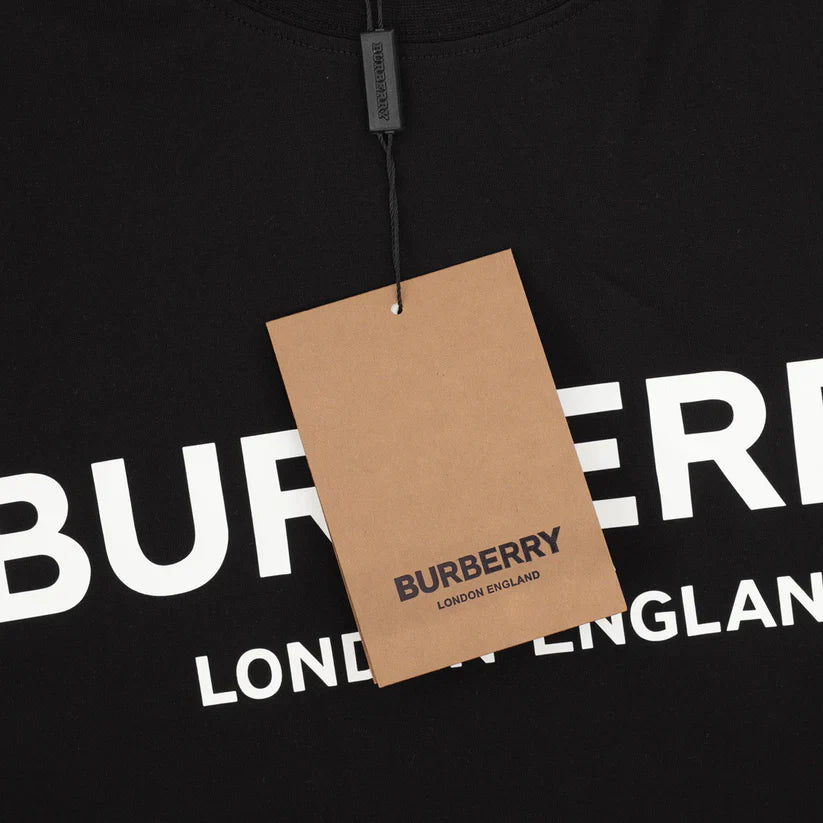 BURBRRY T-SHIRT