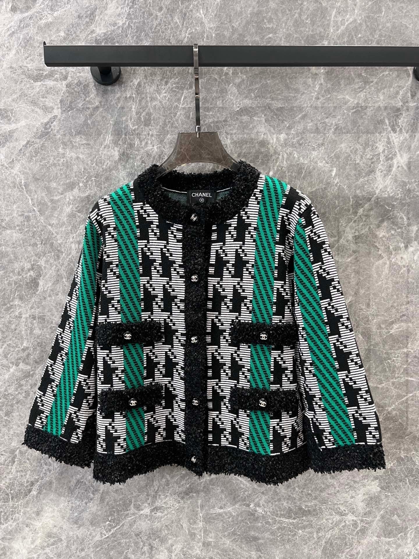 Houndstooth color-blocked knitted cardigan jacket