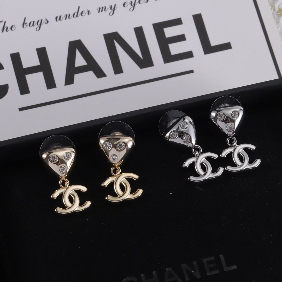 New triangle diamond gold earrings