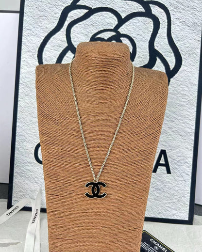 New Pearl Logo Necklace