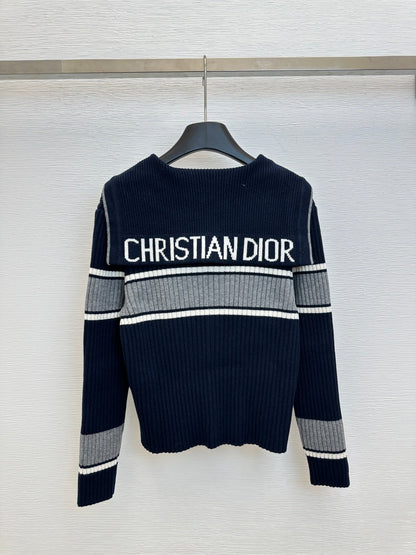 New contrast color letter sweater