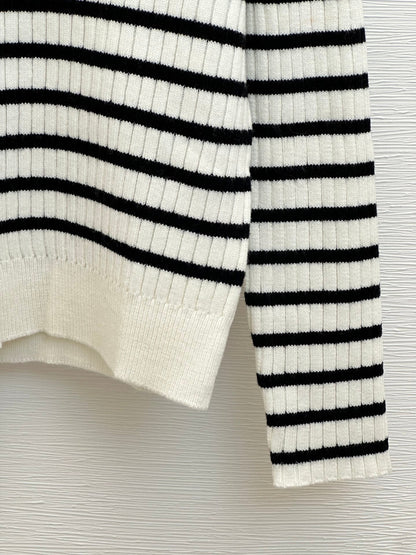 New contrast stripe logo knit long sleeve