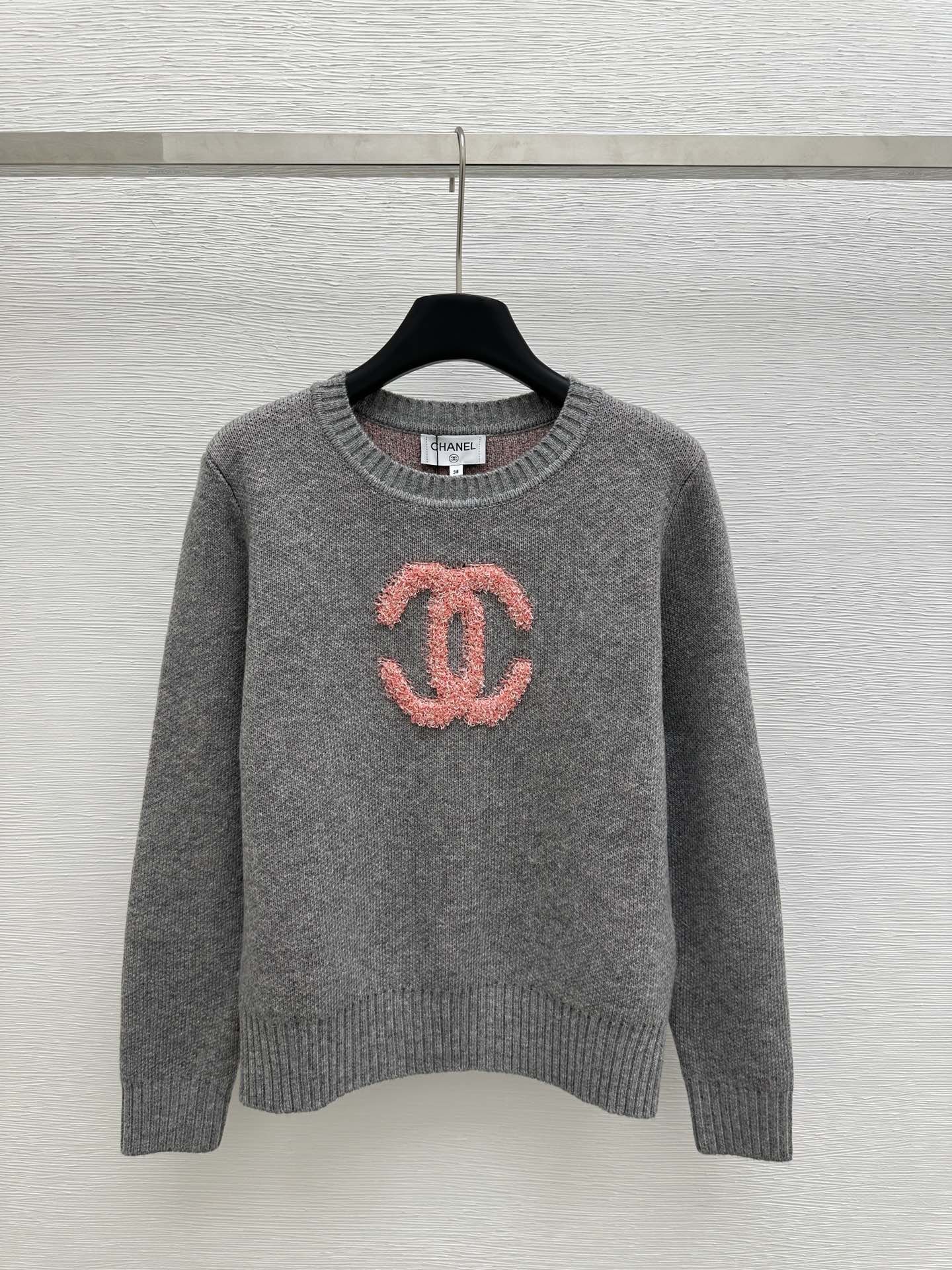 New Logo Knit Long Sleeve