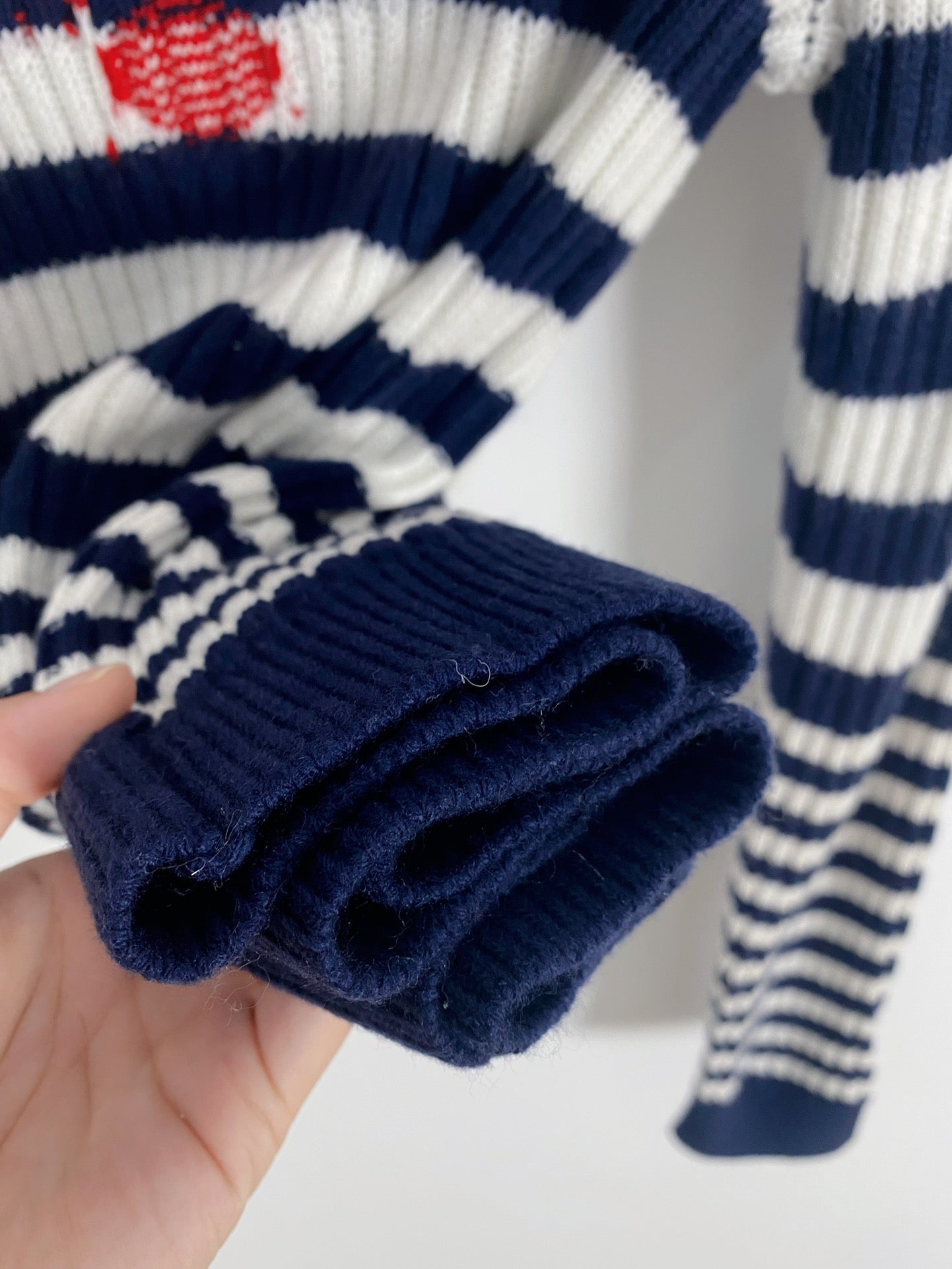 New contrast striped wool knit long sleeves