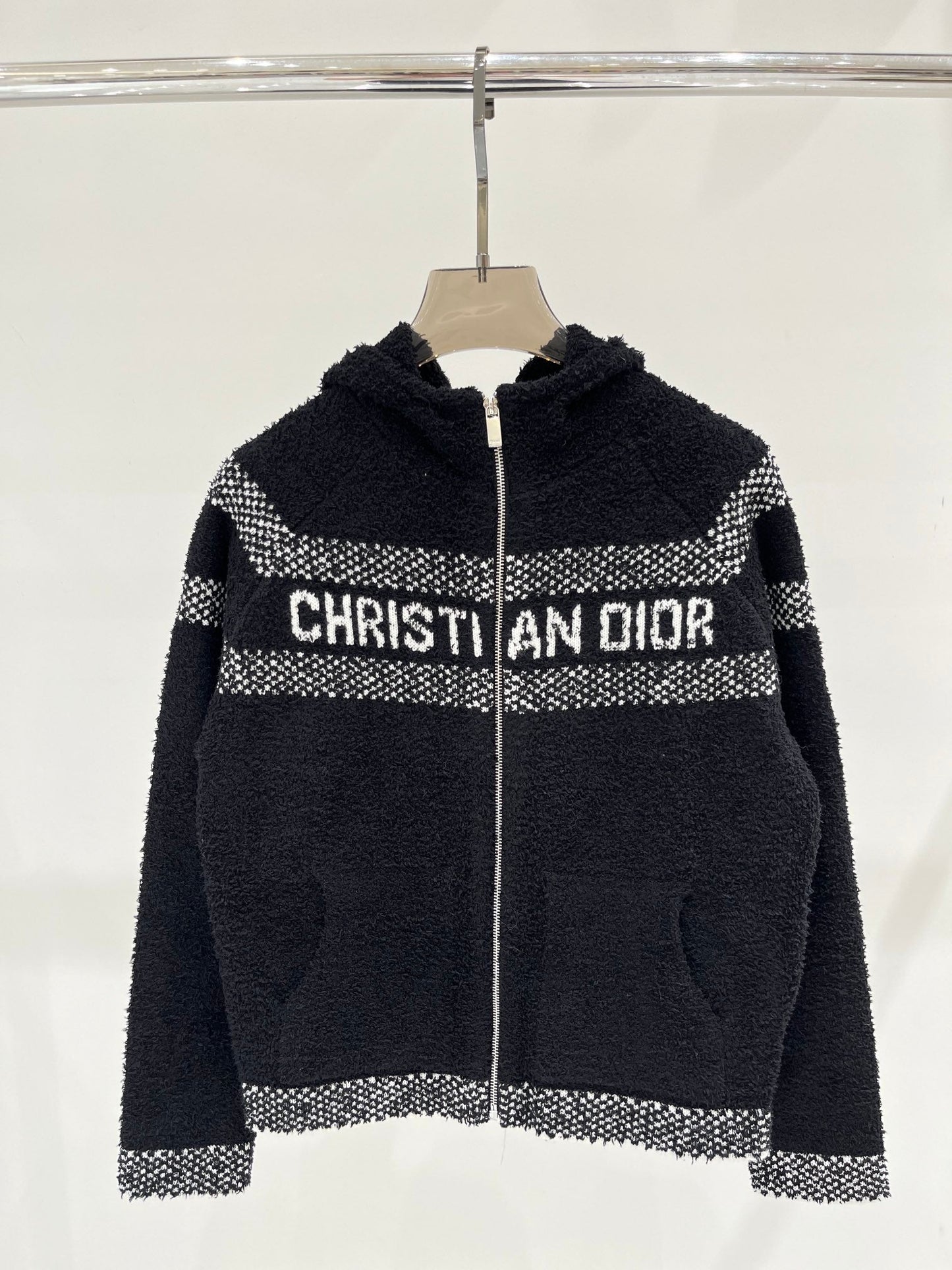 New Letter Jacquard Lambswool Hooded Jacket