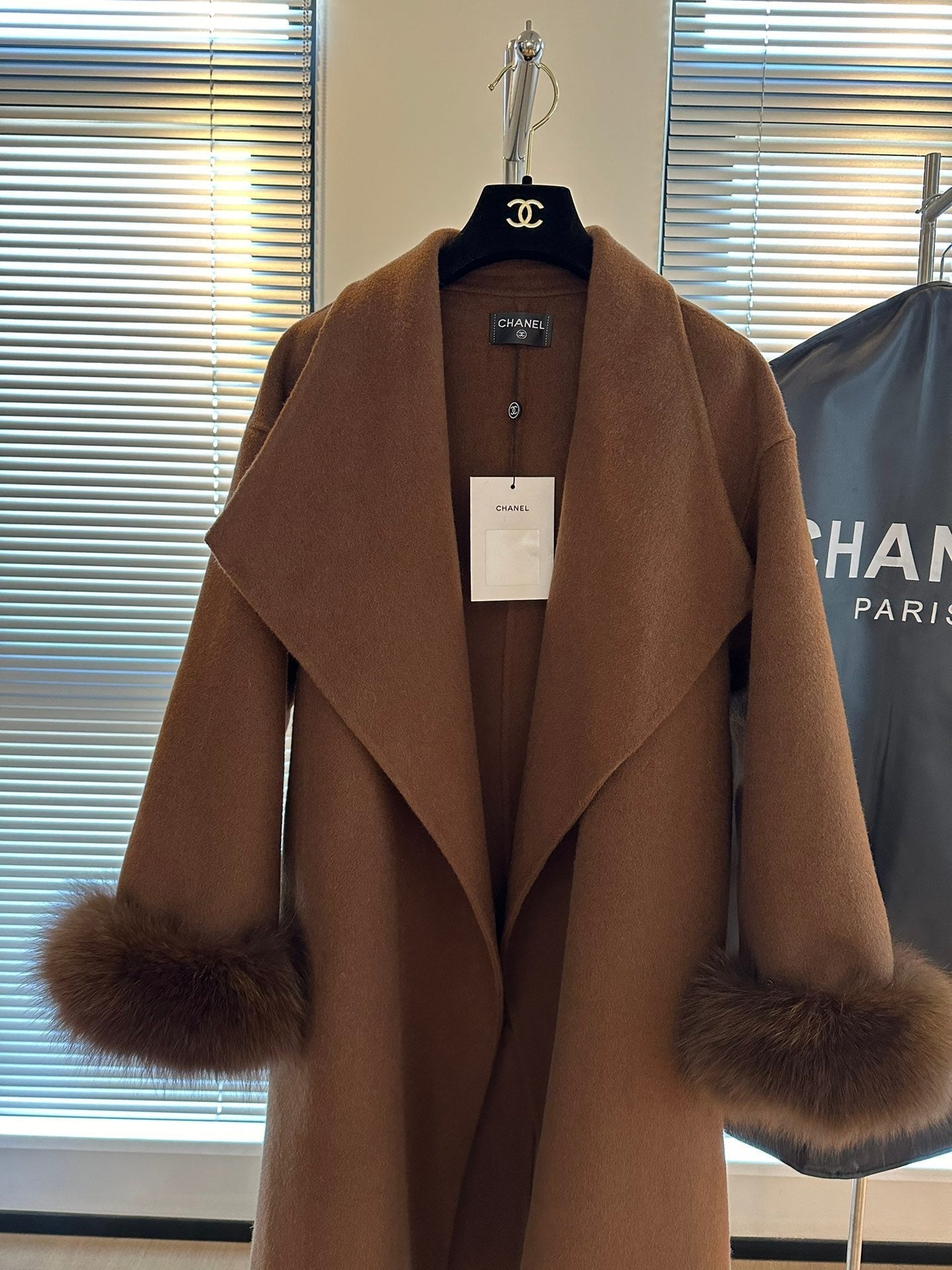 New Cashmere Fox Fur Lapel Coat