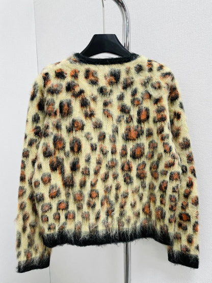 New Leopard Print Round Neck Knit Cardigan