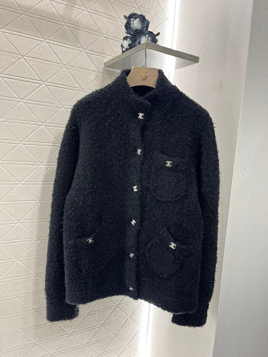 New Lapel Pocket Knitted Jacket