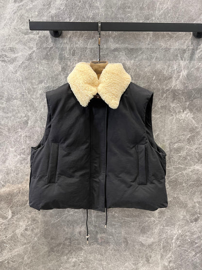 New leather buckle patchwork lamb wool vest