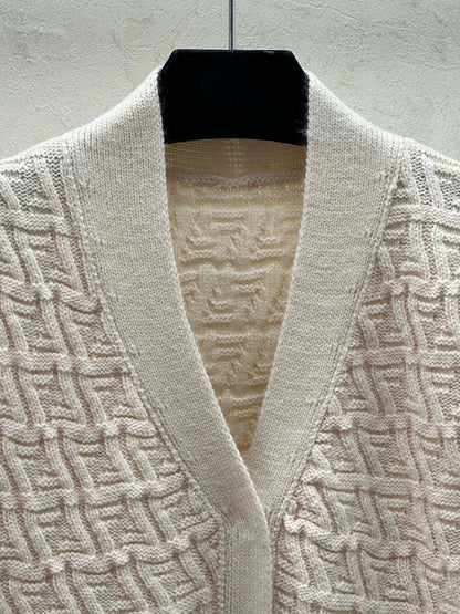 Letter F 3D embossed jacquard knitted V-neck double pocket cardigan